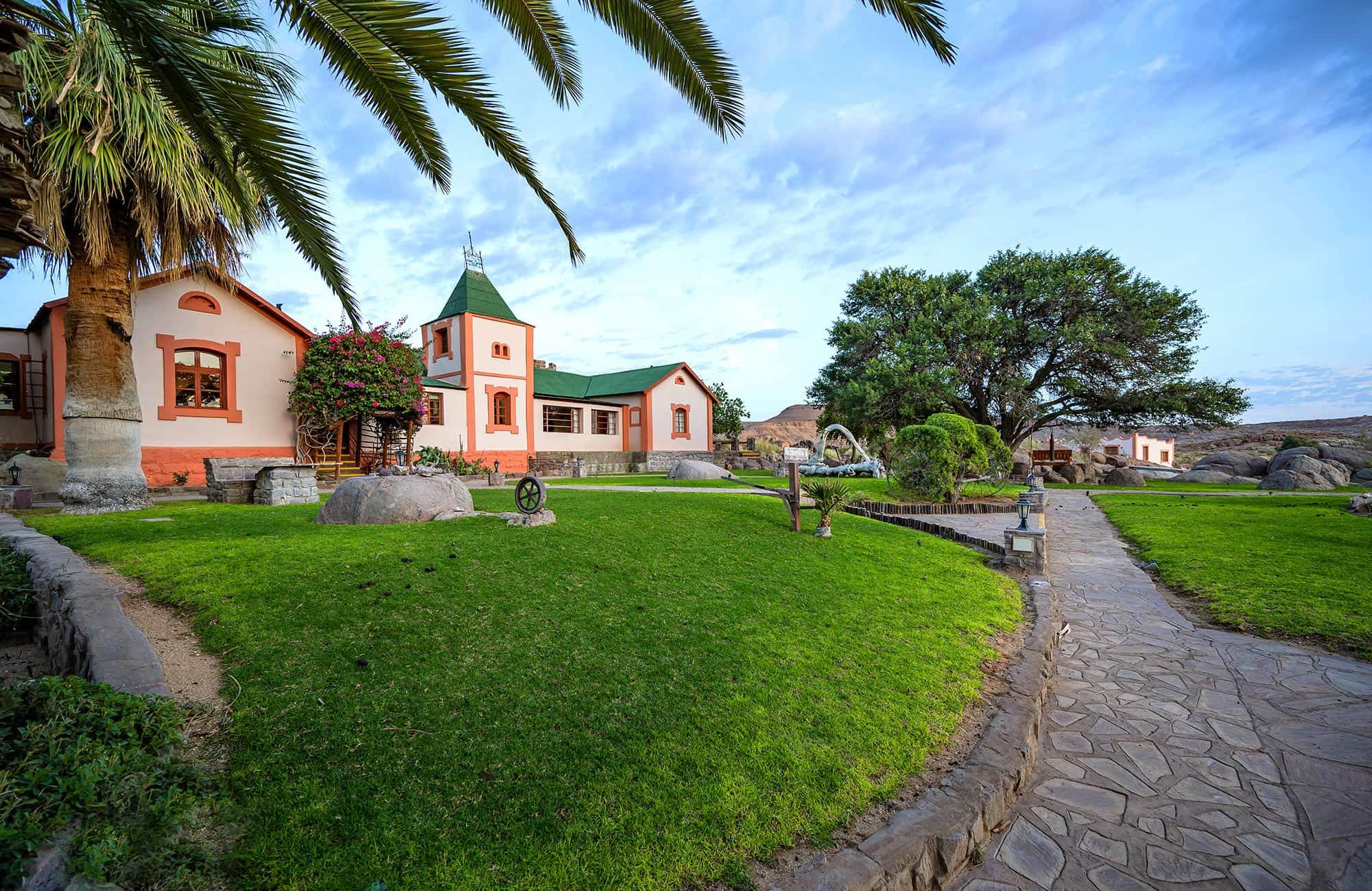 Canyon Lodge